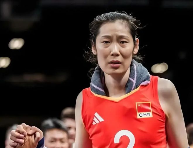 朱婷:今年没进国家队,多陪陪家人!网友:是排协不要