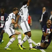 包含3-2！两分钟轰三球，皇马一哥姆巴佩创21年世俱的词条