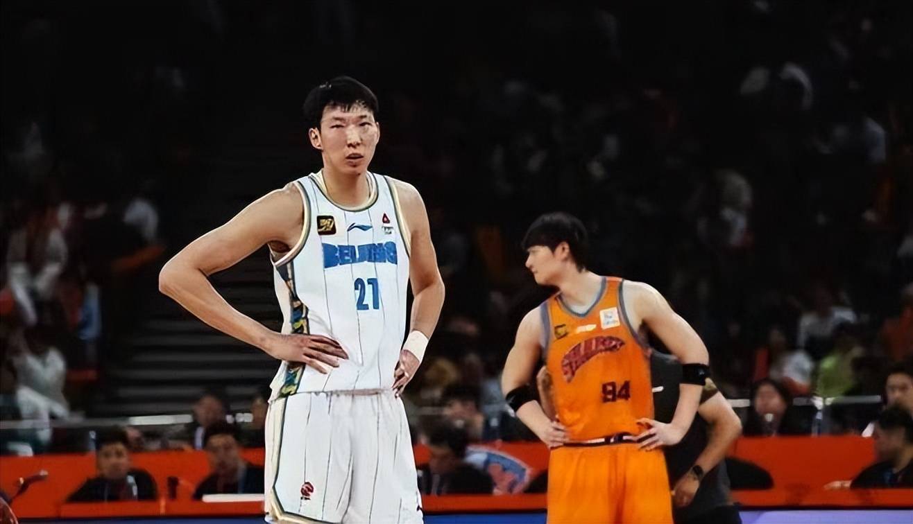 周琦31分曾凡博28+10首钢大胜福建广东胜广州的简单介绍