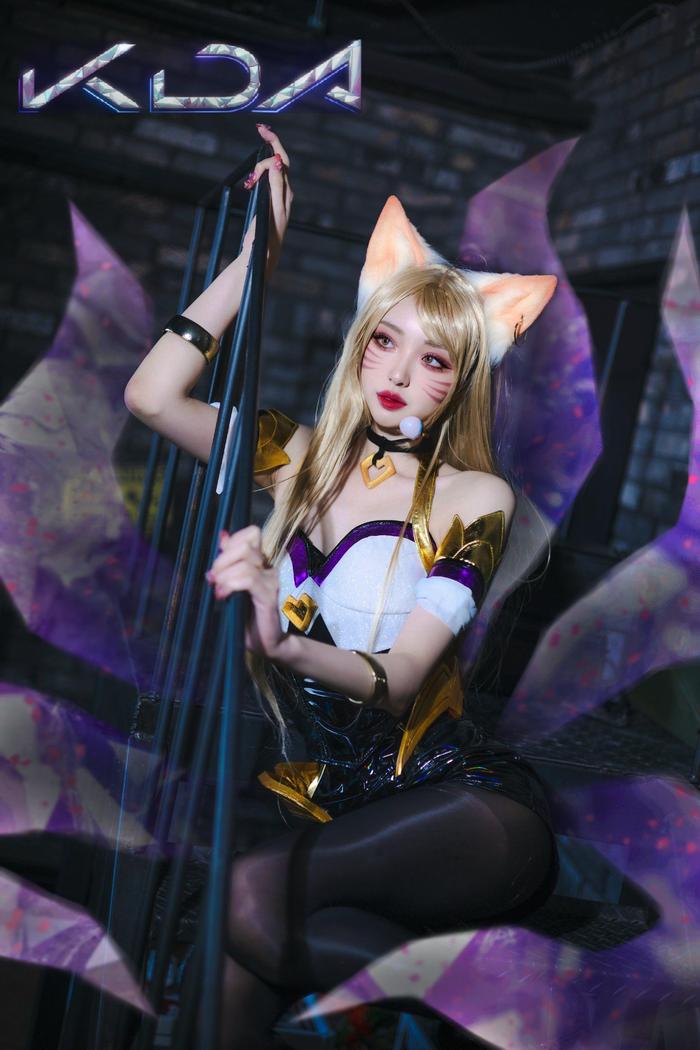 关于DA阿狸cos：这么巧啊，你也来排队接E么的信息